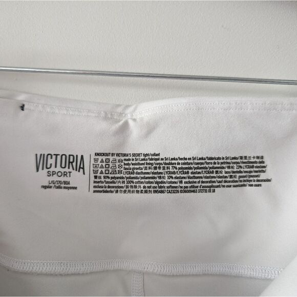 NWOT Victoria's Secret Sport Knockout Leggings with Mesh Lace Cutouts - L - Picture 3 of 9